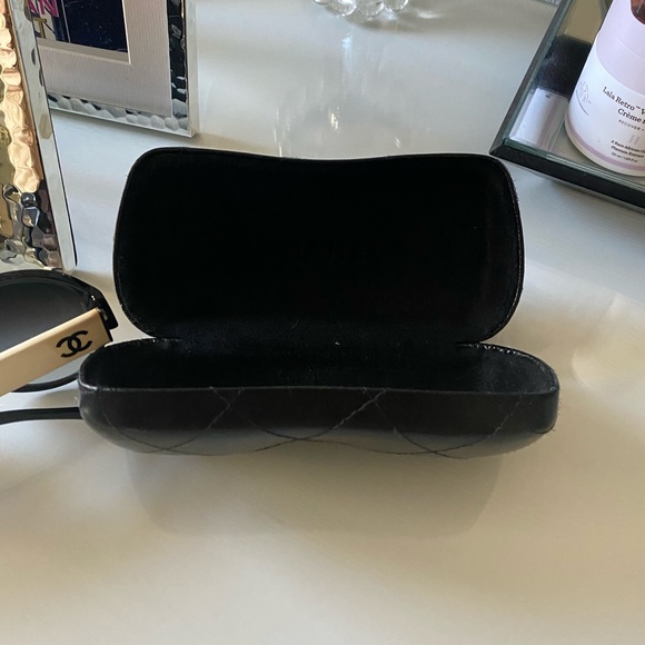 Authentic Chanel Sunglasses - Picture 6 of 8